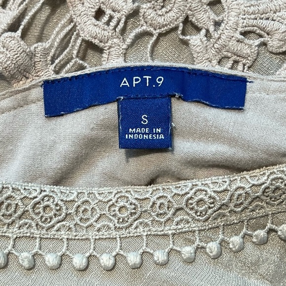 Apt 9 Lace Trim Bohemian Tunic Top Flowy Asymmetrical Boho Beige Blouse Small - Picture 6 of 7